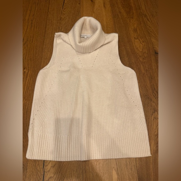 White + Warren cashmere sleeveless sweater size small, NWOT - Picture 2 of 4